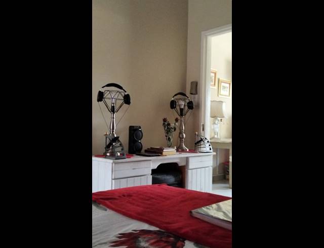 1 BEDROOM FLAT FOR SALE IN SELECTION PARK
